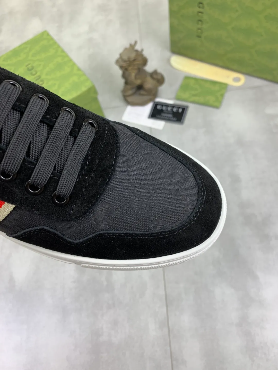 Men's men's shoes 💰P440💰 [New model] (GUCCI) official website's latest 🎁🎁casual and fashionable men's shoes 👟, hot style 💥 style is simple and elegant, exclusive for trendy men. Unique official website's latest brand double G elements Original 👑Gucci decoration, fashionable and generous, the fabric is original frosted calfskin✅Fully imported first-layer pigskin lining, the official website specifies wear-resistant, lightweight original rubber casual outsole, the classic model is taken in real life🎬38-44 3️⃣ colors available